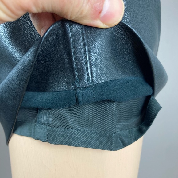 Aritzia Wilfred Free Black Leather (Real) Mini Skirt - Size 2 - Picture 12 of 15